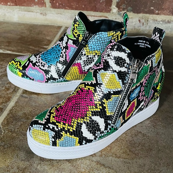 BAMBOO Shoes - BAMBOO Multi Color Snake Print High Top Platform Sneakers Size 7.5 Colorful